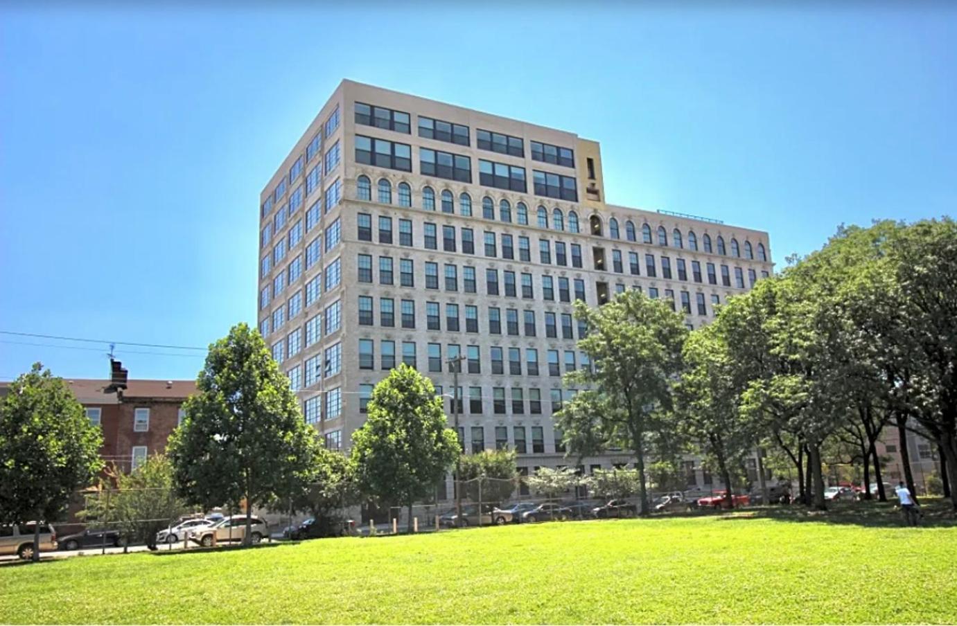 Apartment Lavish 1br Rooftop Pool & Gym