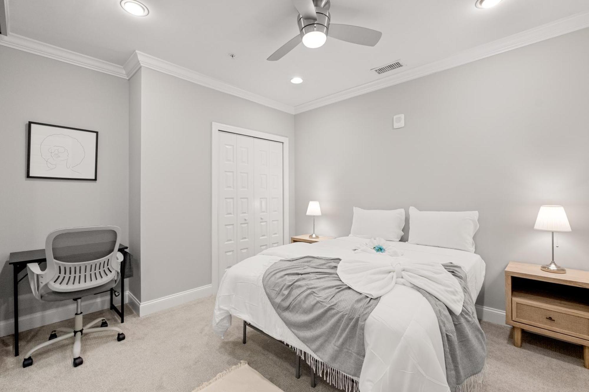 Apartment Lavish 1br Rooftop Pool & Gym