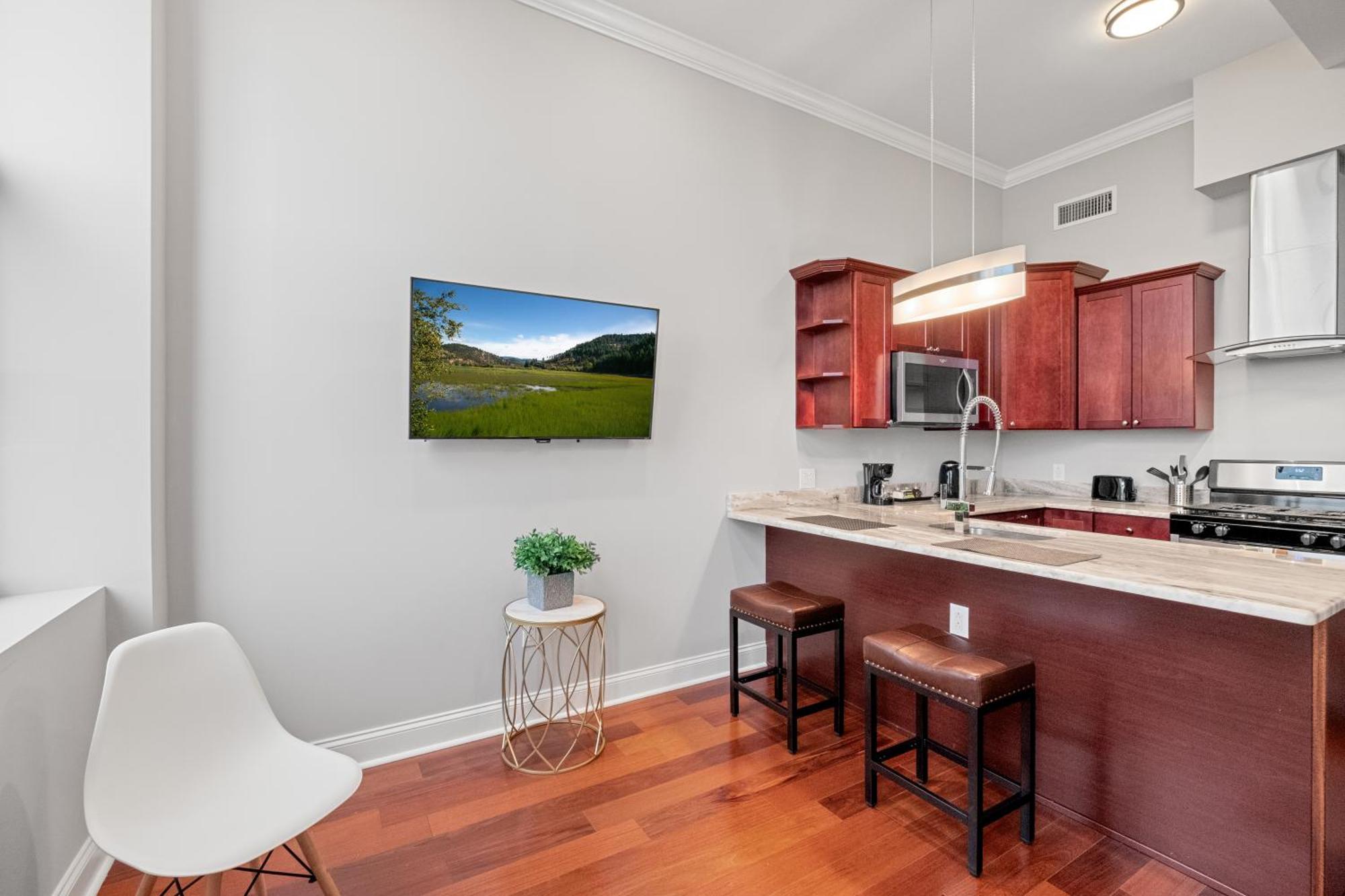 Lavish 1br Rooftop Pool & Gym *