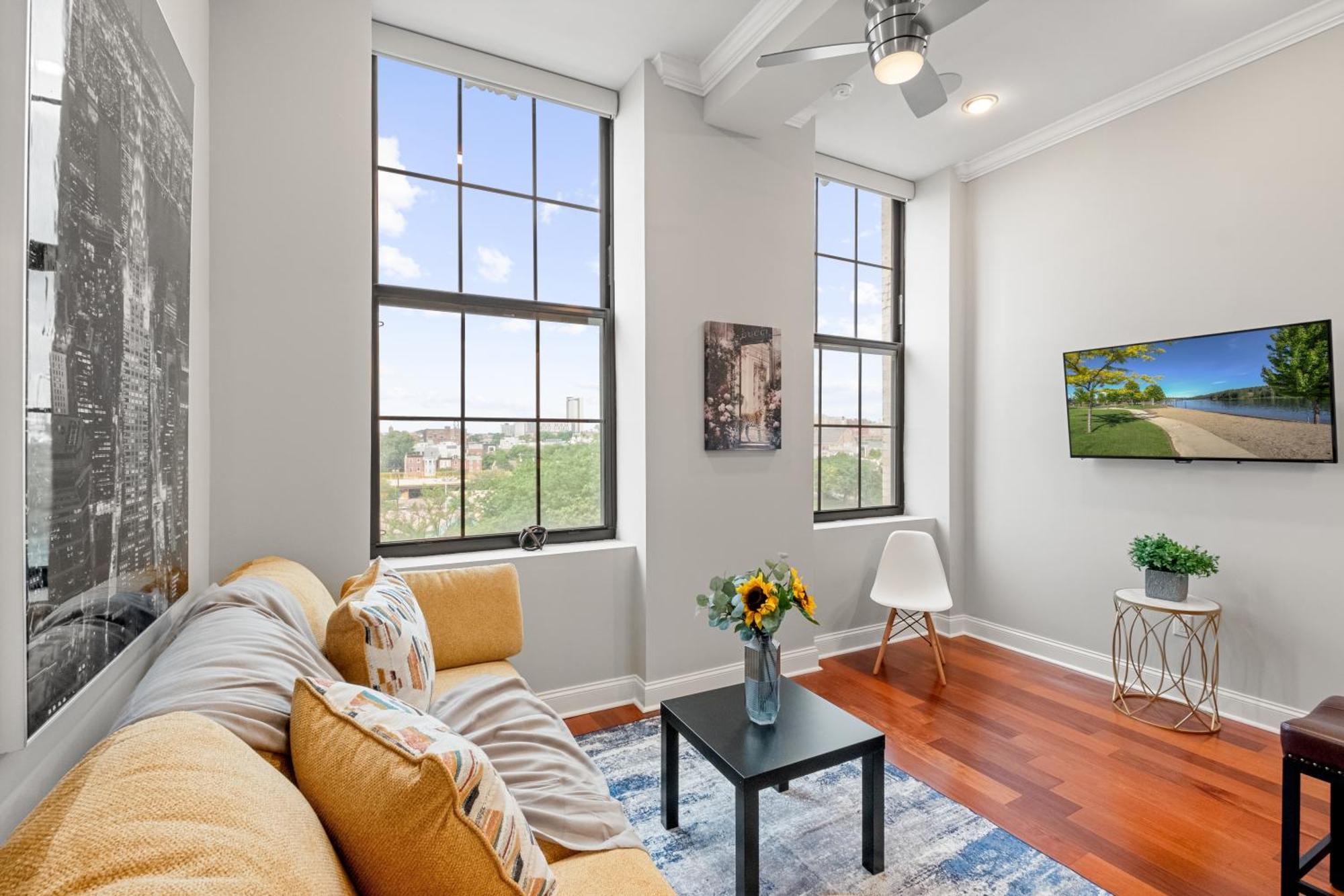 Lavish 1br Rooftop Pool & Gym